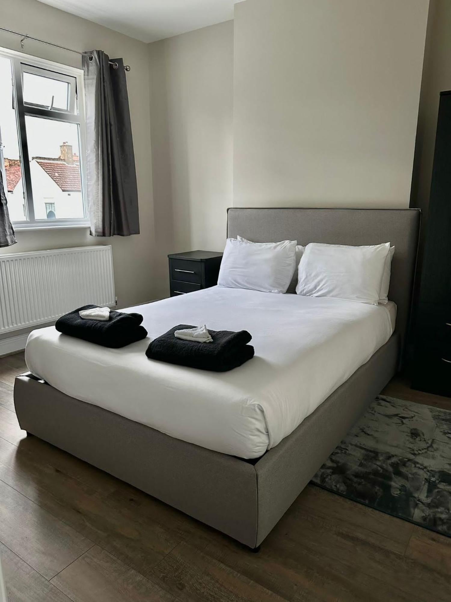 Westcliff On Sea Villa Southend-on-Sea Ngoại thất bức ảnh